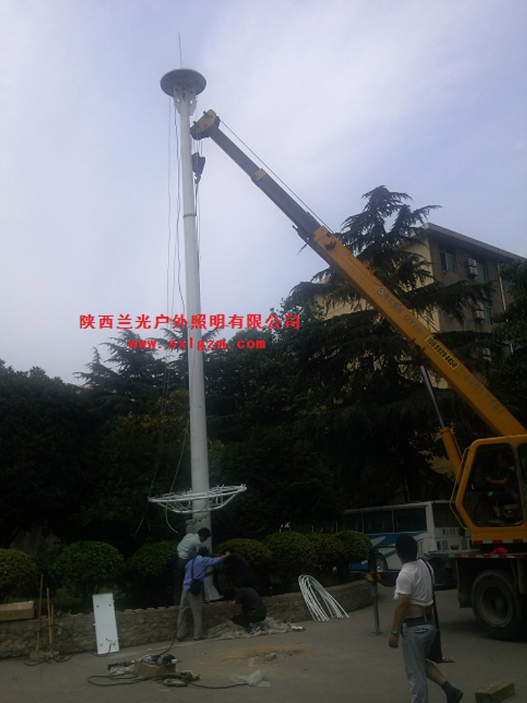 升降式高桿燈廠(chǎng)家 升降式高桿燈廠(chǎng)家